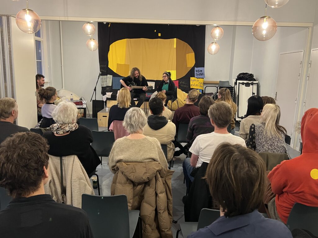 Propfyldt teatersal torsdag til Åben Scene